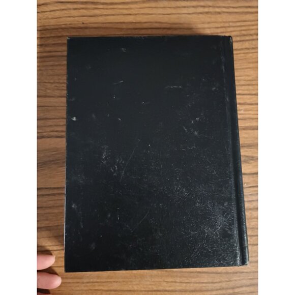 Weigh Guinness Book Of World Records 1987 Special Edition Hardcover - Picture 2 of 6